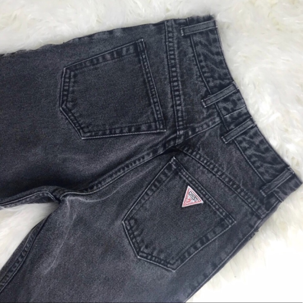 Guess | Vintage High Waisted Mom Jeans